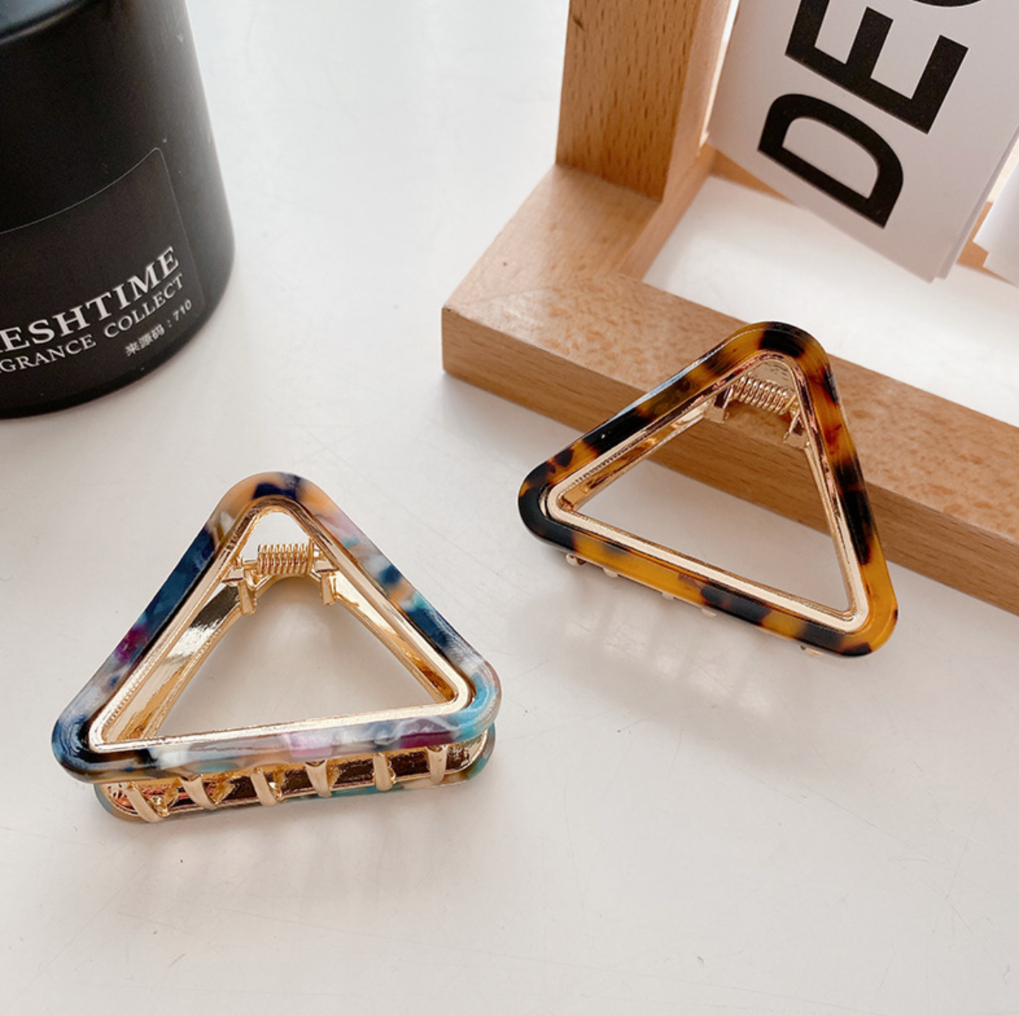 Triangle Gold Adorable Hair Clip (DAYA)